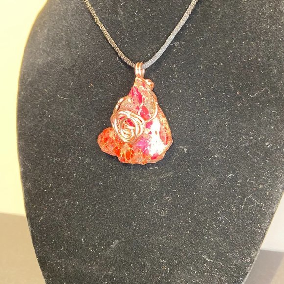 Pink Jasper Chunk Rosegold Wire Wrapped Pendant Handcrafted - Picture 10 of 10